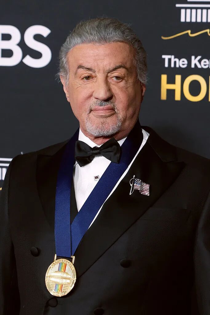 Morgan Freeman and Hollywood Veterans: “Cashing In” vs. Staying True—When Art Meets Reality
